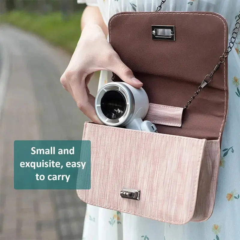 Pocket Breeze 3-in-1 Mini Turbo Fan http://detail.1688.com/offer/767967020829.html